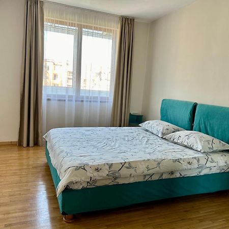 Fenix 2 Bedroom Apartment Varna Center Exterior foto