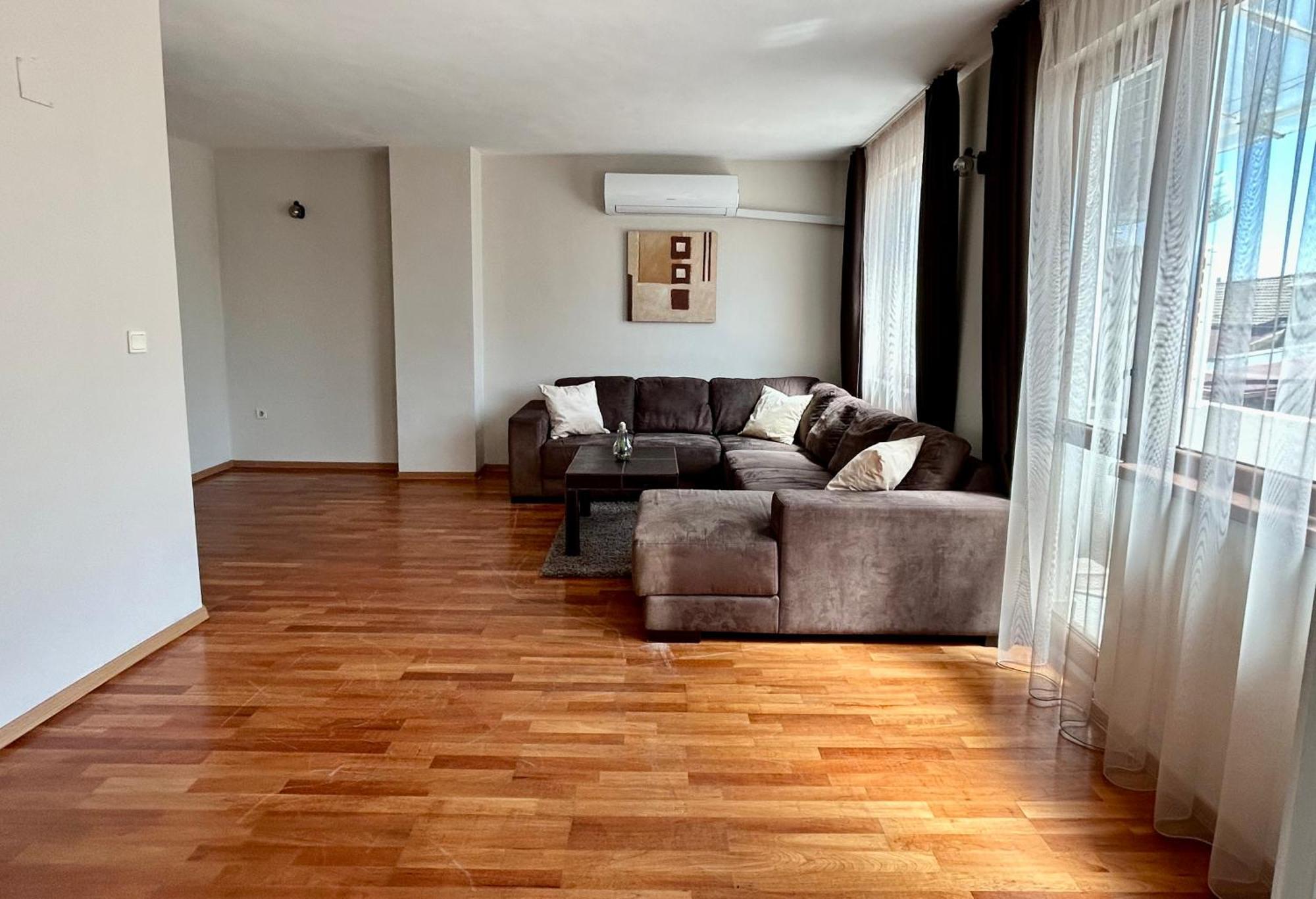 Fenix 2 Bedroom Apartment Varna Center Exterior foto